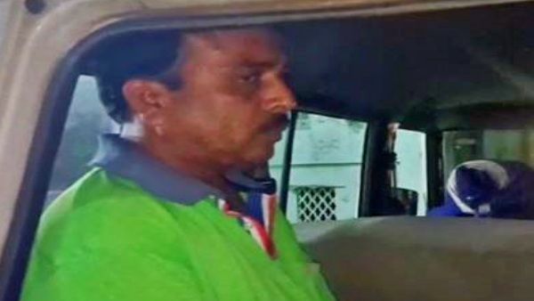 ଗୁରୁ-ଶିକ୍ଷ୍ୟ ସମ୍ପର୍କରେ ପୁଣି କଳଙ୍କ, ପରୀକ୍ଷା ନାଁରେ ଛାତ୍ରୀଙ୍କୁ ହୋଟଲ ଡାକିଥିଲେ ଗଣିତ ଶିକ୍ଷକ