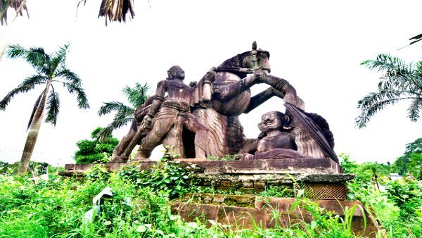 ମାଷ୍ଟରକ୍ୟାଣ୍ଟିନ ଛକରୁ ହଟିବନି ଐତିହ୍ୟ ଘୋଡ଼ା