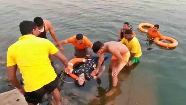 ସେଲଫି ହେଲା କାଳ, ଡ୍ୟାମରେ ବୁଡି ଚାଲିଗଲା ଦୁଇ ବନ୍ଧୁଙ୍କ ଜୀବନ