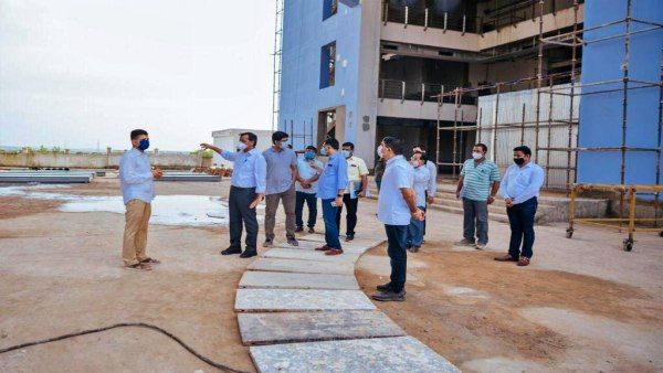 ବରମୁଣ୍ଡା ISBTରେ 5T ସଚିବ, ପ୍ରକଳ୍ପର ଅଗ୍ରଗତି ନେଇ କଲେ ସମୀକ୍ଷା