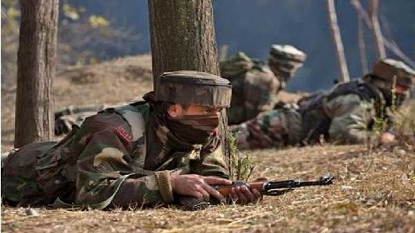 ଜାମ୍ମୁ କାସ୍ମୀର ପୁଲୱାମାରେ ସୁରକ୍ଷା କର୍ମୀ ଓ ଆତଙ୍କବାଦୀଙ୍କ ମଧ୍ୟରେ ଗୁଳିବିନିମୟ, ଜଣେ ସୁରକ୍ଷାକର୍ମୀ ଶହୀଦ