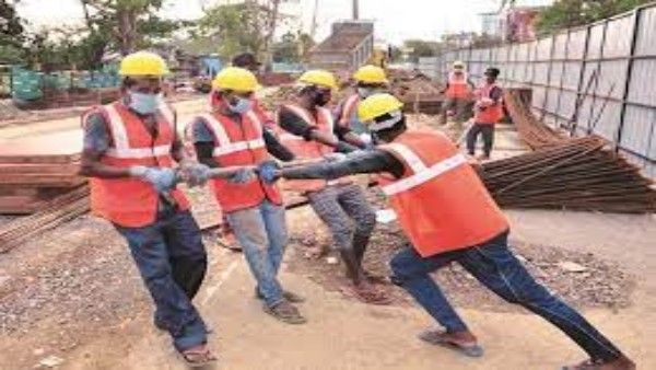 ନିର୍ମାଣ ଶ୍ରମିକଙ୍କୁ ସ୍ୱତନ୍ତ୍ର କୋଭିଡ୍‌ ସହାୟତା: ୧୪ ଲକ୍ଷ ଶ୍ରମିକଙ୍କୁ ମିଳି ସାରିଲାଣି ୧୫୦୦ ଲେଖାଏଁ