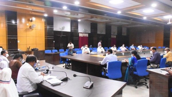 ମୁଖ୍ୟ ଶାସନ ସଚିବଙ୍କ କନ୍ଧମାଳ ଗସ୍ତ: ବିଭିନ୍ନ ପ୍ରକଳ୍ପର ସମୀକ୍ଷା