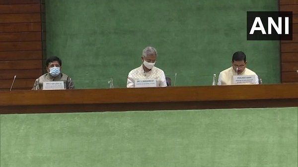 ଆଫଗାନିସ୍ତାନ ପ୍ରସଙ୍ଗରେ ସର୍ବଦଳୀୟ ବୈଠକ, ପରିସ୍ଥିତି ସମ୍ପର୍କରେ ସୂଚନା ଦେଲେ ବୈଦେଶିକ ମନ୍ତ୍ରୀ