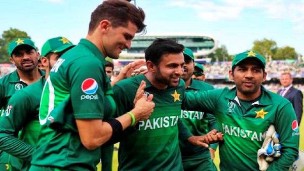 ଟି-20 ବିଶ୍ୱକପ: ପାକିସ୍ତାନ ଦଳରୁ ଶୋଏବ ମଲିକ ଆଉଟ୍