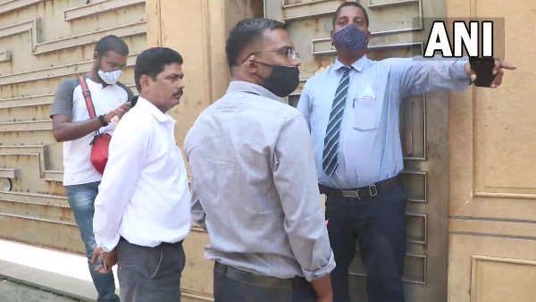 ଶାହାରୁଖ ଖାନଙ୍କ ଘରକୁ କାହିଁକି ଯାଇଥିଲେ ଏନସିବି ଟିମ୍ ? ବୟାନ ରଖିଲେ ଜୋନାଲ ନିର୍ଦ୍ଦେଶକ ସମୀର ୱାନଖେଡେ