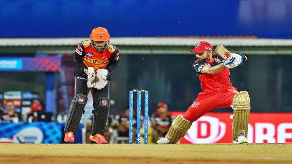 ଆଇପିଏଲ 2021: ଟପ୍-2ରେ ପହଞ୍ଚିବା ଉଦ୍ଦେଶ୍ୟରେ RCB, ସମ୍ମାନ ରକ୍ଷା କରିବା ଲକ୍ଷ୍ୟରେ ସନରାଇଜର୍ସ