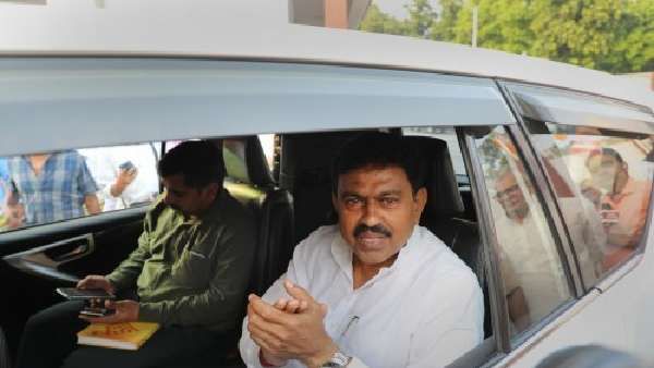 ଲକ୍ଷ୍ମୀପୁର ଖେରୀ ମାମଲା : ‘ମୋ ପୁଅ ନିର୍ଦ୍ଦୋଷ, ସେ ଆସନ୍ତାକାଲି କ୍ରାଇମ ବ୍ରାଞ୍ଚରେ ହାଜର ହେବ' - କେନ୍ଦ୍ର ଗୃହ ରାଜ୍ୟମନ୍ତ୍ରୀ