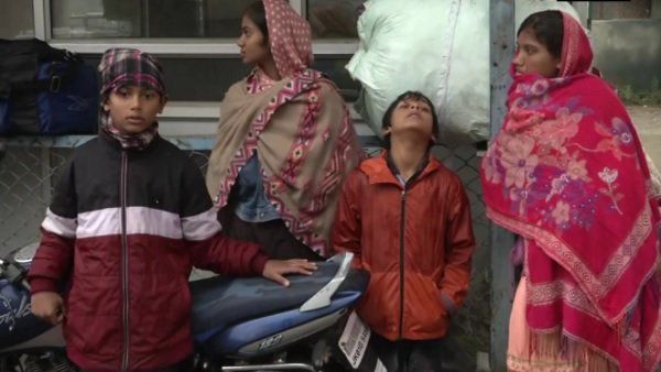 କାଶ୍ମୀର : ଅଣ କାଶ୍ମୀରବାସୀଙ୍କ ହତ୍ୟା ପରେ ରାଜ୍ୟରୁ ଫେରୁଛନ୍ତି ପ୍ରବାସୀ ଶ୍ରମିକ, କହିଛନ୍ତି - ପରିସ୍ଥିତି ଖରାପ, ଆମେ ଭୟଭୀତ