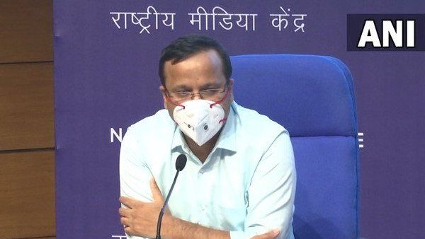 ସରିନି କରୋନା ଭାଇରସର ପ୍ରକୋପ, ଅନେକ ସ୍ଥାନରେ ରହିଛି ଦ୍ୱିତୀୟ ଲହରର ପ୍ରଭାବ : ସ୍ୱାସ୍ଥ୍ୟ ମନ୍ତ୍ରଣାଳୟ