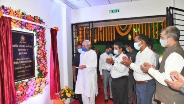 ଆରଟିଓର ନୂଆ ବିଲ୍ଡିଂ ଓ ସ୍ମାର୍ଟ କ୍ୟୁ ମ୍ୟାନେଜମେଣ୍ଟ ବ୍ୟବସ୍ଥାକୁ ଉଦଘାଟନ କଲେ ମୁଖ୍ୟମନ୍ତ୍ରୀ