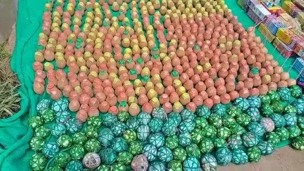 କଟକରୁ ଜବତ ହେଲା ୫ ଲକ୍ଷ ଟଙ୍କାରୁ ଅଧିକ ବେଆଇନ ବାଣ