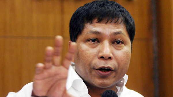 ମେଘାଳୟ କଂଗ୍ରେସ ଛାଡ଼ି ଟିଏମସିରେ ସାମିଲ ହେଲେ ପୂର୍ବତନ ମୁଖ୍ୟମନ୍ତ୍ରୀଙ୍କ ସମେତ 12 ବିଧାୟକ