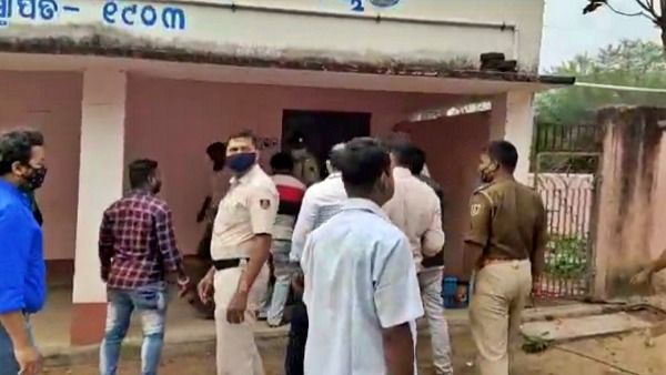 ଯାଜପୁରରେ ଉତ୍ତେଜନା: କୋରେଇରେ ବିଡିଓଙ୍କୁ ଆକ୍ରମଣ, ୬ ବୁଥରେ ମତଦାନ ବନ୍ଦ