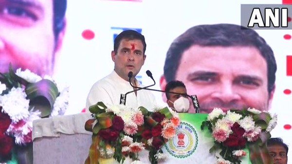 ରାୟପୁରର କେନ୍ଦ୍ର ଉପରେ ପୁଣି ବର୍ଷିଲେ ରାହୁଲ ଗାନ୍ଧୀ, କହିଛନ୍ତି - ‘ଏମାନେ ଗୋଟିଏ ଧର୍ମ ସହିତ ଅନ୍ୟ ଧର୍ମ ସହ ଲଢେଇ କରୁଛନ୍ତି'