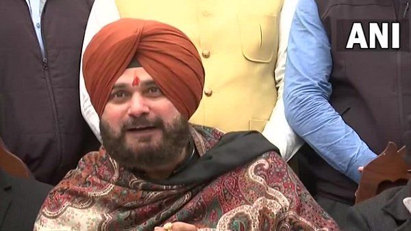 ପଞ୍ଜାବରେ କିଏ ହେବ କଂଗ୍ରେସର ମୁଖ୍ୟମନ୍ତ୍ରୀ ଚେହେରା ? ସିଦ୍ଧୁ କହିଲେ - ରାହୁଲ ଗାନ୍ଧୀ ଯାହା ନିଷ୍ପତ୍ତି ନେବେ, ତାହା ଗ୍ରହଣୀୟ