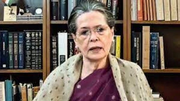ପାଞ୍ଚ ରାଜ୍ୟର ସଭାପତିଙ୍କୁ ଇସ୍ତଫା ଦେବାକୁ କହିଲେ ସୋନିଆ