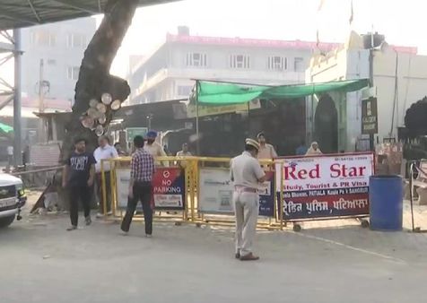 ପଟିଆଲାର ମନ୍ଦିର ନିକଟରେ ହିଂସା ପରେ ପୋଲିସ୍ ମୁତୟନ, ଇଣ୍ଟରନେଟ୍ ସେବା ବନ୍ଦ