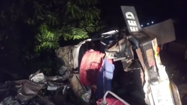 ମର୍ମନ୍ତୁଦ ସଡକ ଦୁର୍ଘଟଣା, 3 ଶିଶୁ ସମେତ 7 ମୃତ