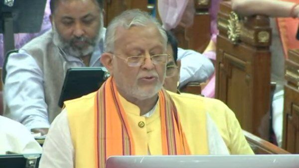 ଉତ୍ତର ପ୍ରଦେଶ ବଜେଟ୍ 2022-23 : ବଜେଟ୍ ଉପସ୍ଥାପନା କରିଛନ୍ତି ଅର୍ଥମନ୍ତ୍ରୀ ସୁରେଶ ଖାନ୍ନା, ହୋଇଛି ବଡ଼ ଘୋଷଣା