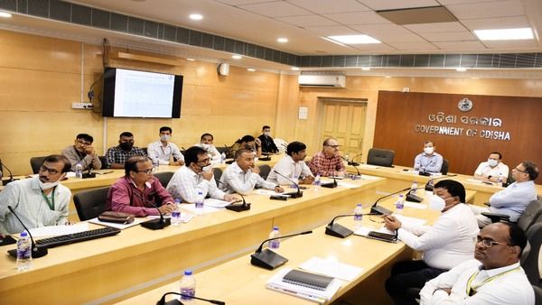 ଚଳିତ ବର୍ଷ 8 ଟି ଖରିଫ୍‌ ଓ 9 ଟି ରବି ଫସଲ ବୀମା ଅନ୍ତର୍ଭୁକ୍ତ ହେବ