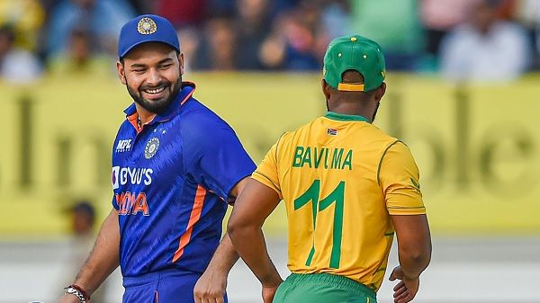 IND vs SA: ପ୍ରଥମେ ବ୍ୟାଟିଂ କରିବ ଭାରତ, ବର୍ଷା ଯୋଗୁଁ ମ୍ୟାଚ ବାଧାପ୍ରାପ୍ତ