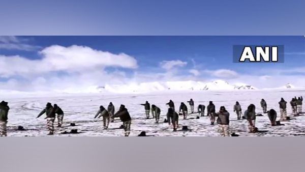 19 ହଜାର ଫୁଟ ଉପରେ ଆଇଟିବିପି ଯବାନଙ୍କ ଯୋଗ ପରିବେଷଣ