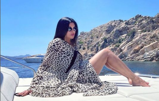 ମୁଁ ସୂର୍ଯ୍ୟ ପରି, ଯାହା ନିଜ ଅସ୍ତିତ୍ୱ ଏବଂ ବିବେକ ପାଇଁ ସବୁଦିନ ପାଇଁ ଉଜ୍ଜ୍ୱଳ ରହିବ :ସୁସ୍ମିତା ସେନ