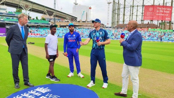 ପ୍ରଥମ ଦିନିକିଆ: ଟସ୍ ଜିତିଲା ଭାରତ, ଏକାଦଶରୁ ବିରାଟ୍ ଆଉଟ୍