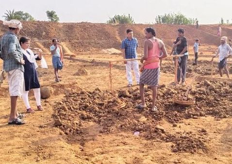 ମନରେଗା ଯୋଜନାରେ ଓଡ଼ିଶାର ବଡ଼ ସଫଳତା ,ପୁଣି ସାଉଁଟିଲା କେନ୍ଦ୍ରର ପ୍ରଶଂସା