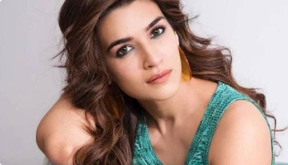 କ୍ରିତି ସାନନ@୩୨ , ନିଜ 'ଶେହଜାଦା'ଙ୍କ ପାଳନ କଲେ ଜନ୍ମଦିନ