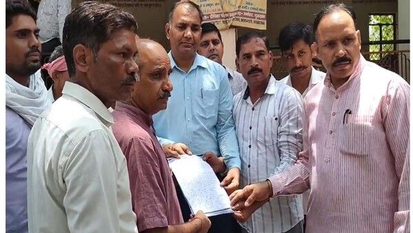 ମୁସଲିମ ବ୍ୟବସାୟୀଙ୍କୁ ବୟକଟ, ଜିନିଷ କିଣିବେନି ହିନ୍ଦୁ ଗ୍ରାହକ