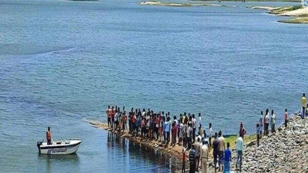 ବଙ୍ଗୋପସାଗରରେ ଟ୍ରଲର ବୁଡି 11 ମତ୍ସ୍ୟଜୀବୀ ନିଖୋଜ