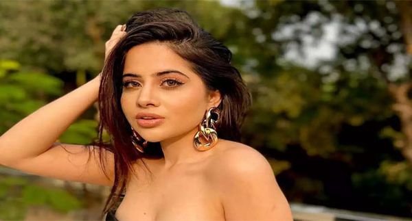 ନିଜ ଆତ୍ମହତ୍ୟା ଖବରକୁ ନେଇ ଉର୍ଫିଙ୍କ ପ୍ରତିକ୍ରିୟା