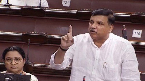 ରାଜ୍ୟସଭାରେ ସ୍ଲୋଗାନ ଦେବା ସହ କାଗଜ ଫିଙ୍ଗି ନିଲମ୍ବିତ ହେଲେ AAP ସାଂସଦ ସଞ୍ଜୟ ସିଂହ