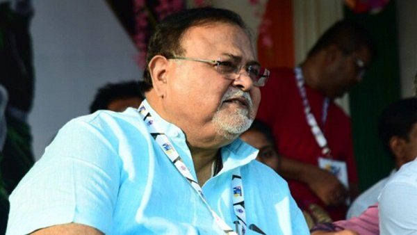 ଶିକ୍ଷକ ନିଯୁକ୍ତି ଘୋଟାଲା : ପଶ୍ଚିମବଙ୍ଗ ମନ୍ତ୍ରୀ ପାର୍ଥ ଚାଟ୍ଟାର୍ଜୀ ଗିରଫ, ଘନିଷ୍ଠଙ୍କ ଘରୁ ମିଳିଥିଲା 20 କୋଟି ଟଙ୍କା