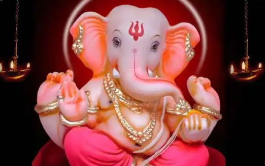 ଗଣେଶ ଚତୁର୍ଥୀର ୧୦ ଦିନ ବପ୍ପାଙ୍କୁ ଚଢ଼ାନ୍ତୁ ଏହି ୧୦ଟି ଭୋଗ, ପୂରଣ ହେବ ମନୋସ୍କାମନା