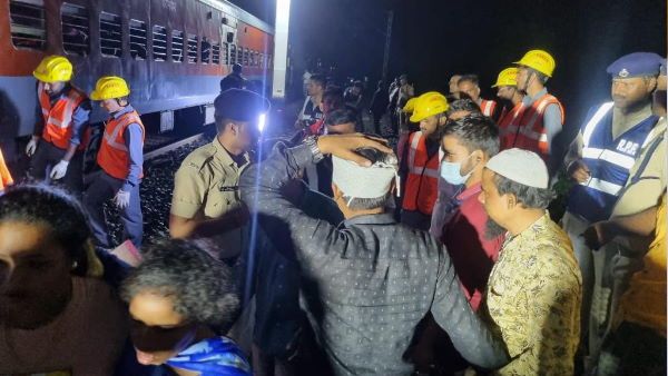 ମହାରାଷ୍ଟ୍ରରେ ଲାଇନଚ୍ୟୁତ ହେଲା ଟ୍ରେନ୍, 3 ଟି ବଗି ଦୁର୍ଘଟଣାଗ୍ରସ୍ତ ହୋଇ 50 ରୁ ଅଧିକ ଆହତ