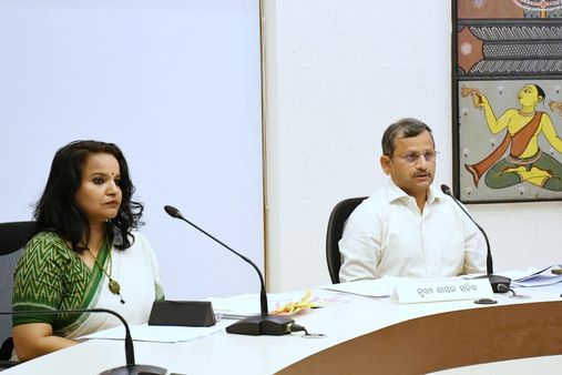 କ୍ୟାବିନେଟ ବୈଠକ: ୩୩ଟି ପ୍ରସ୍ତାବ ଉପରେ ମୋହର, ବିଧାୟକଙ୍କ କ୍ୱାଟର୍ସ ପାଇଁ ୫୧୦ କୋଟି