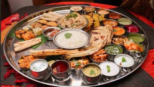 ପିଏମ@ ମୋଦି 72: ରୋସ୍ତୋରାଁର ନିଆରା ପ୍ରୟାସ, ପ୍ରସ୍ତୁତ ହେଲା 'ମୋଦି ଜୀ 56 ଇଞ୍ଚ ଥାଳି'