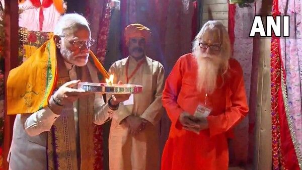 ରାମ ଲାଲାଙ୍କୁ ପ୍ରାର୍ଥନା କଲେ ପ୍ରଧାନମନ୍ତ୍ରୀ ମୋଦି