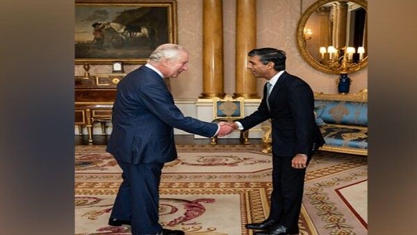 ବ୍ରିଟେନର ନୂଆ ପ୍ରଧାନମନ୍ତ୍ରୀ ଭାବେ ନିଯୁକ୍ତ ହେଲେ ଋଷି ସୁନକ