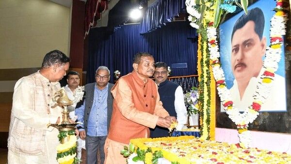 ଜୟଦେବ ଭବନରେ ବିରେନ ମିତ୍ର ଜୟନ୍ତୀ ପାଳିତ