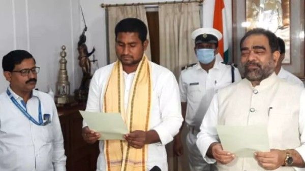 ଶପଥ ନେଲେ ସୂରଜ ସୂର୍ଯ୍ୟବଂଶୀ, ଧାମନଗର ବାସୀଙ୍କୁ କୃତଜ୍ଞତା ଜଣାଇଲେ