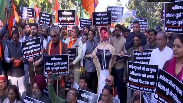 ଆଜି ବିଜେପିର ଦେଶବ୍ୟାପୀ ବିରୋଧ ପ୍ରଦର୍ଶନ, ପିଏମ ମୋଦୀଙ୍କ ବିରୋଧରେ ପାକ୍ ମନ୍ତ୍ରୀଙ୍କ ଅପମାନଜନକ ବିବୃତ୍ତିରେ ଅସନ୍ତୋଷ କର୍ମୀ