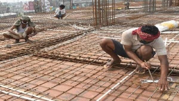 ଦିଲ୍ଲୀରେ ପ୍ରଦୂଷଣ ସ୍ତର ବୃଦ୍ଧି, ନିର୍ମାଣ କାର୍ଯ୍ୟ ଉପରେ ନିଷେଧାଦେଶ ଲଗାଇଲେ ସରକାର