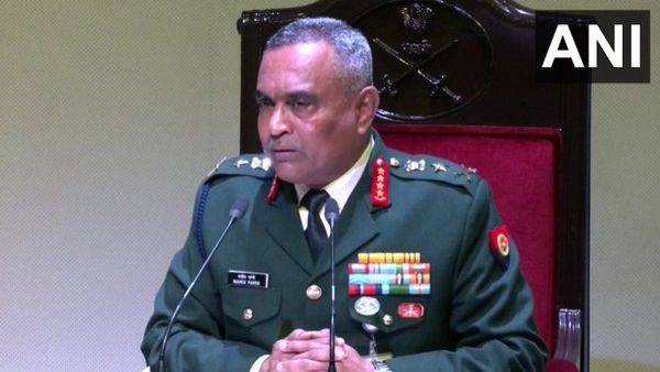 ଚୀନ୍ ସୀମାରେ ପରିସ୍ଥିତି ନିୟନ୍ତ୍ରଣରେ ଅଛି, ପ୍ରତ୍ୟେକ ପରିସ୍ଥିତିର ମୁକାବିଲା କରିବାକୁ ପ୍ରସ୍ତୁତ - LAC ବିବାଦ ଉପରେ ସେନା ମୁଖ