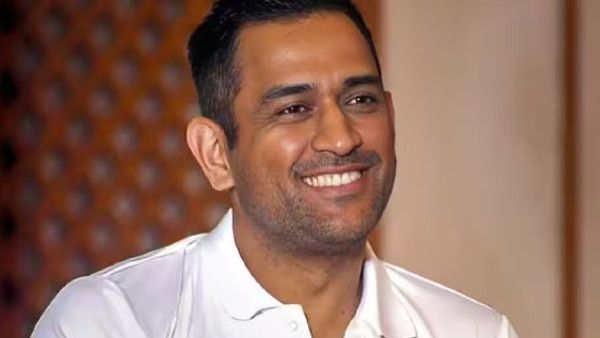 ମହେନ୍ଦ୍ର ସିଂ ଧୋନି କଲେ ଫିଲ୍ମ ଇଣ୍ଡଷ୍ଟ୍ରିରେ ଏଣ୍ଟ୍ରି, ରିଲିଜ୍ ହେଲା ଚଳଚ୍ଚିତ୍ରର ମୋସନ୍ ପୋଷ୍ଟର