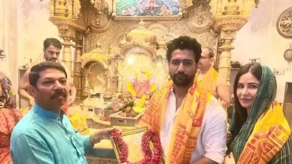 ସିଦ୍ଧିବିନାୟକଙ୍କ ଦର୍ଶନ କଲେ କ୍ୟାଟ୍ରିନା-ଭିକି, ସୋସିଆଲ ମିଡିଆରେ ଭାଇରାଲ ହେଲା ଫଟୋ