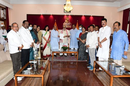 ସମ୍ବଲପୁରରେ ସାମ୍ପ୍ରଦାୟିକ ହିଂସା ପାଇଁ ରାଜ୍ୟ ସରକାରଙ୍କ ଅପାରଗତା ଦାୟୀ: ମନମୋହନ ସାମଲ